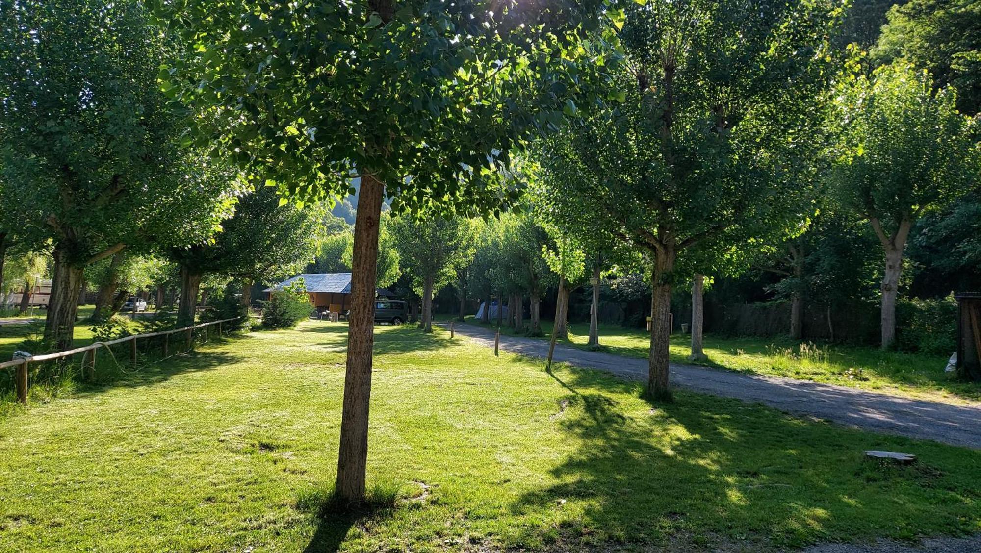 Camping Llavorsí Zewnętrze zdjęcie