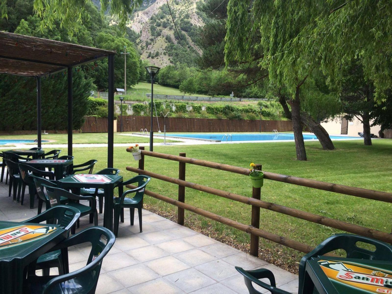 Camping Llavorsí Zewnętrze zdjęcie