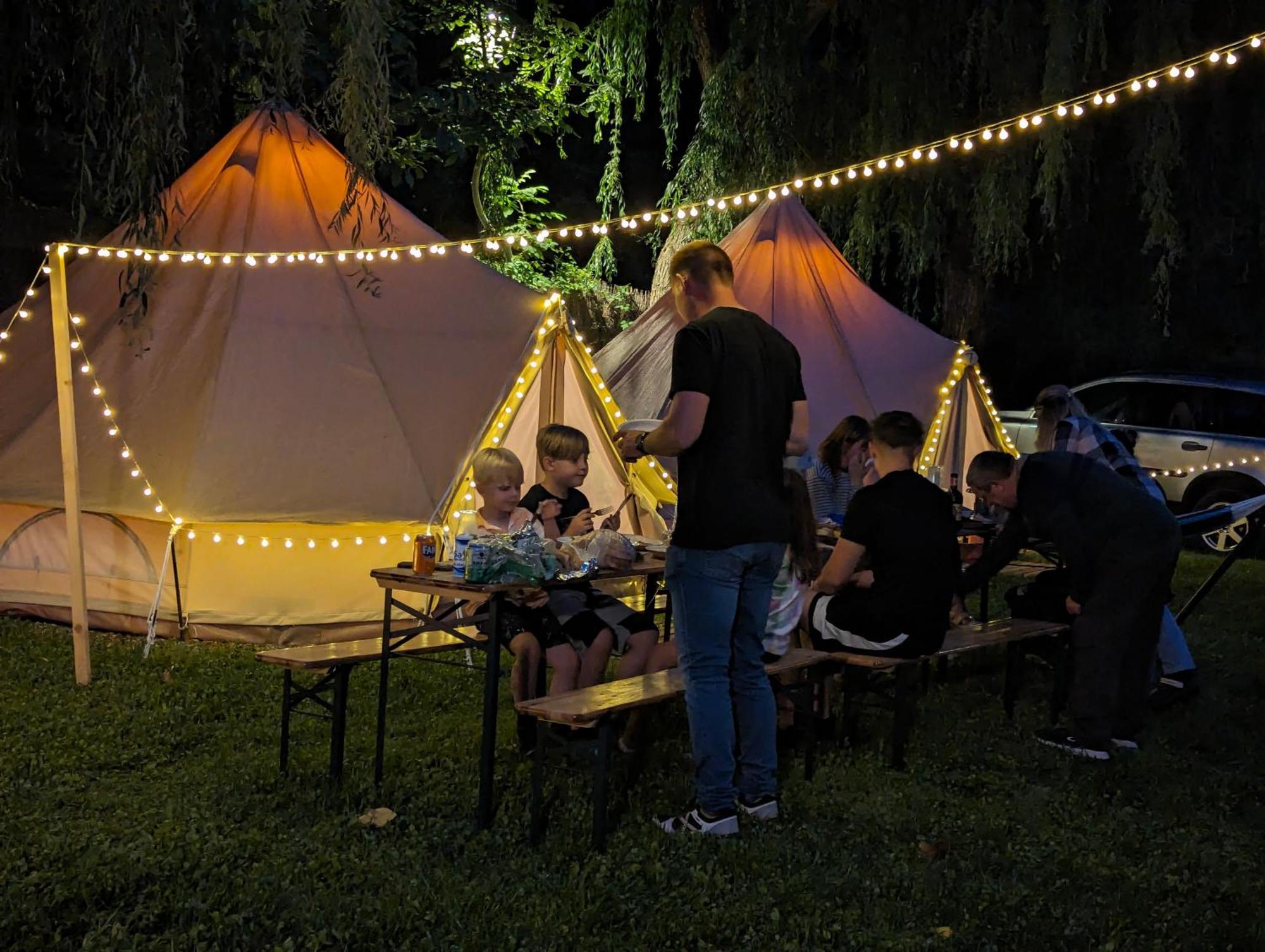 Camping Llavorsí Zewnętrze zdjęcie